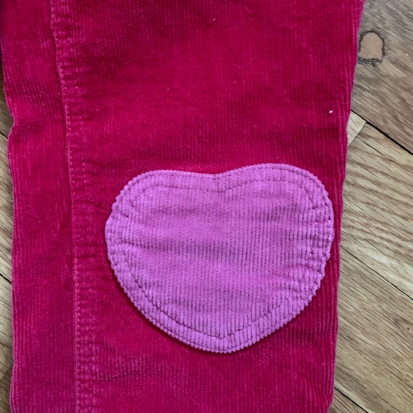 Mini Boden Girls’ 5Y Pink Heart Patch Corduroy Pants - Picture 4 of 5
